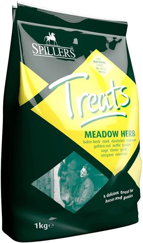 SPILLERS Meadow Herb Horse Treats 1kg - Delicious Treat to Reward Horses and Ponies - Fresh Herbal Flavoured Horse Treats