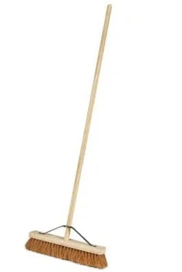 COCO PLATFORM BROOM 18INCH