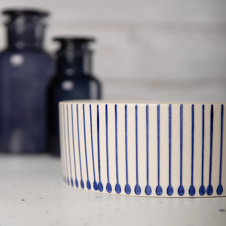 Scruffs Coastal Blue Rain Drops Food Bowl – 19cm