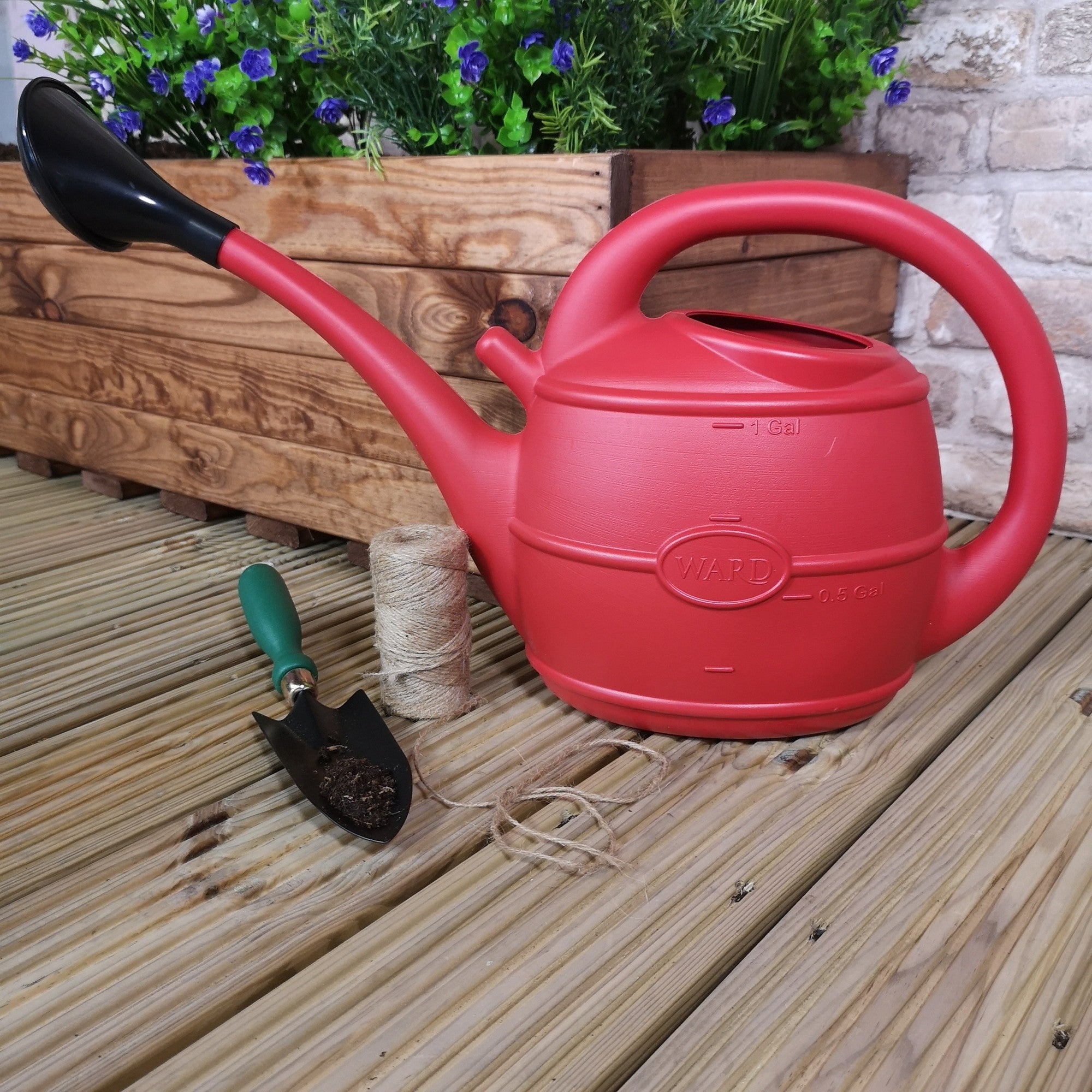 Ward Plastic Watering Can with Rose – 5 Litre, Red