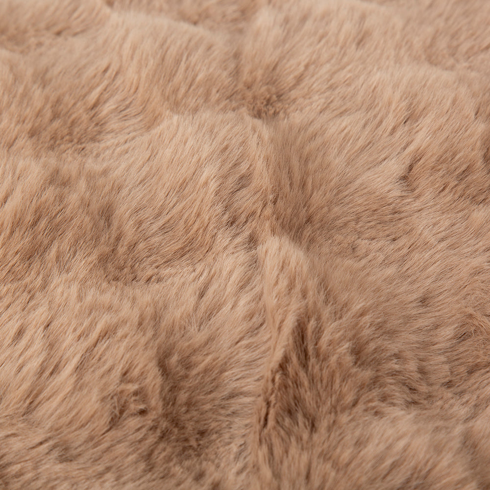 Scruffs Alpine Mattress Taupe Large Luxury Dog Bed, Thick Faux Fur, 100% Recycled Fill, Non-Slip Base, Machine Washable