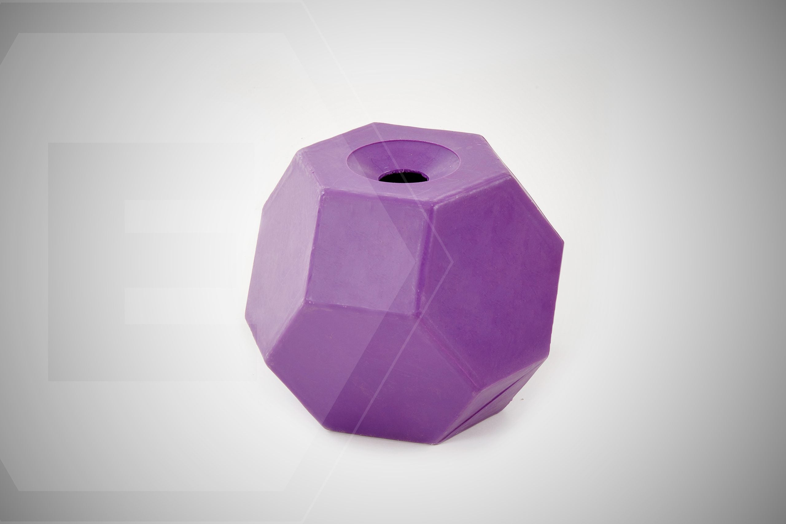 Earlswood Treat Ball – Purple, 21cm Horse Treat Dispenser & Stable Toy