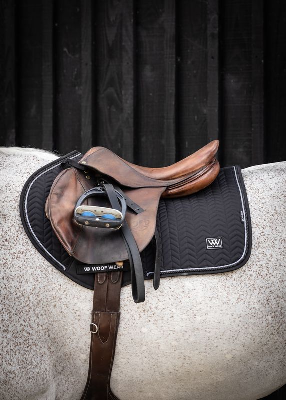 Woof Wear Herringbone Close Contact Saddle Pad in black