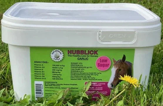 Hubblick Garlic Horse Lick 10kg – Low Sugar, Vitamin & Mineral Supplement