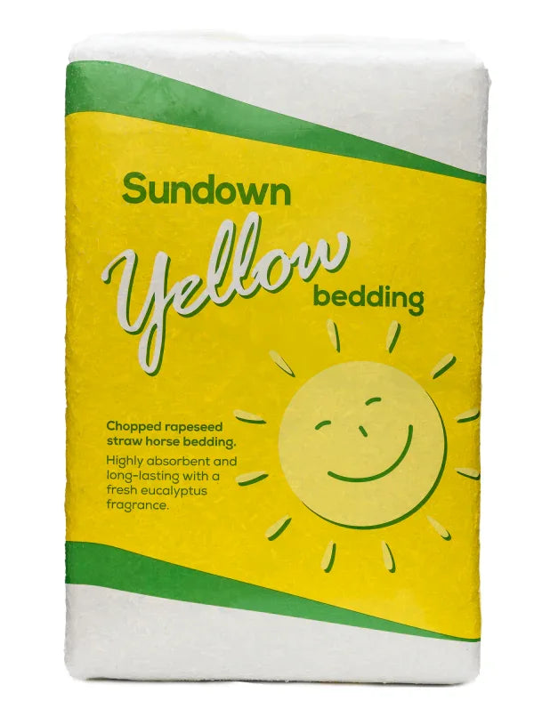 Sundown Yellow Rapeseed Straw Bedding 19kg – Eucalyptus Scented Bale